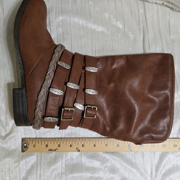 Brown Boots By Monroe & Main. Size 8 NWOT never Worn! - Picture 8 of 9